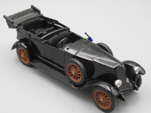 Voiture renault 1926 - renault, 40
