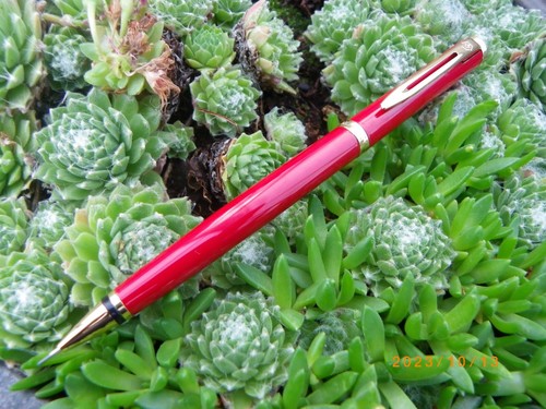 Superbe stylo porte mines - *,