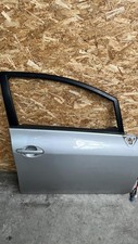 Porte avant droit TOYOTA AURIS
