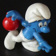 figurine schtroumpf quilleur