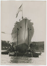 Lancement du croiseur " Colbert ". à Brest. Bateau de guerre.