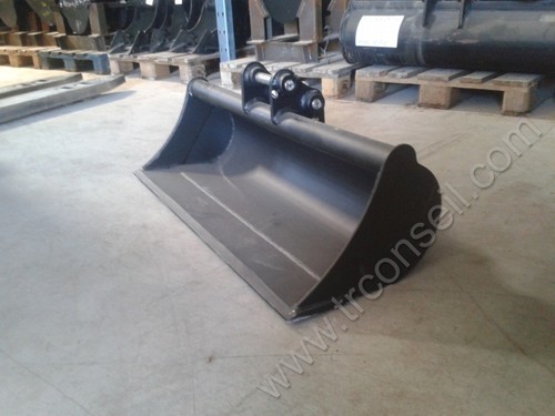 Godet curage 1000mm axes - godet,