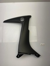 Carénage avant droit YAMAHA