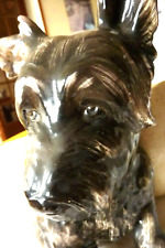 Adorable chien en faïence