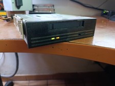 Seagate STD224000N Lecteur de bande interne DAT interface SCSI