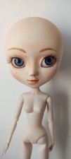 Poupée Pullip ooak et sa wig