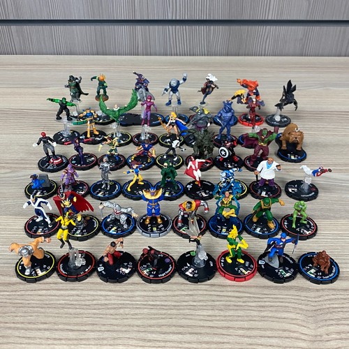 Figurines super héros - 50,
