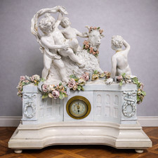 Capodimonte : Grande pendule