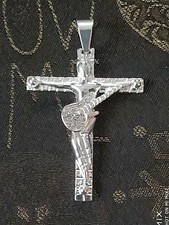 Exclusivité Croix sculptée