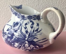  ANCIEN BROC DE TOILETTE