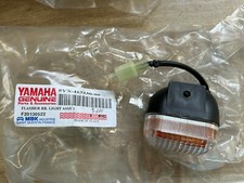 UN CLIGNOTANT AVANT ORIGINE