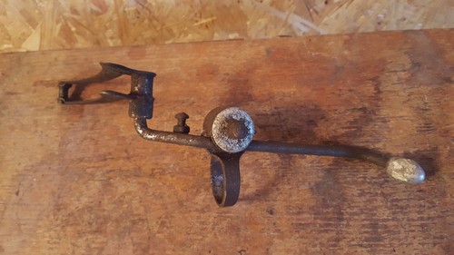 Dérailleur avant suicide