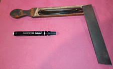 Ancienne boîte à rasoir , Aiguiseur de lames avec un rasoir marque au diamant