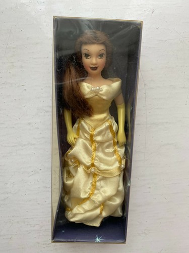 Poupée figurine porcelaine - poupée,