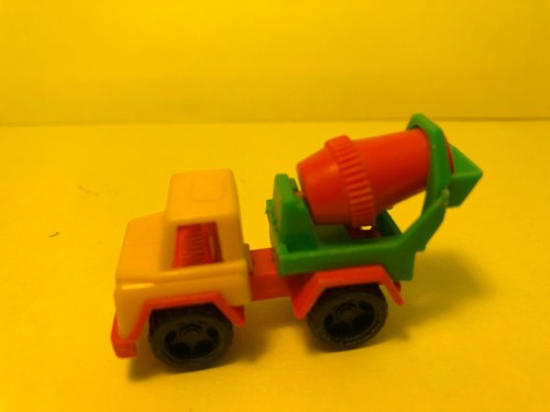 Figurine camion toupie - l2,