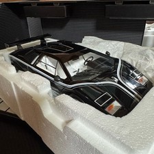 Voiture miniature Kyosho 1/18 Lamborghini Countach Diecast rare épuisée neuve