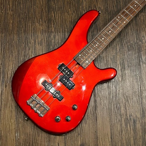 Guitare basse électrique