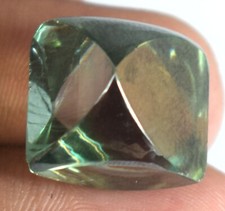 Loose CVD Diamond Fancy Green Eye Clean 21,95 carats certifié clarté VVS1