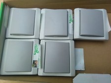 5 x poussoir encastré Mureva