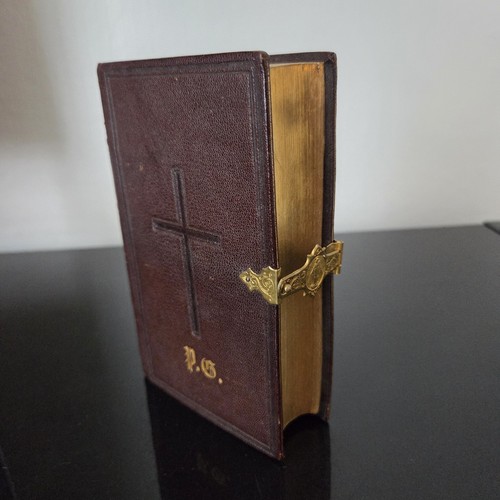Missel paroissien reliure cuir - reliure,