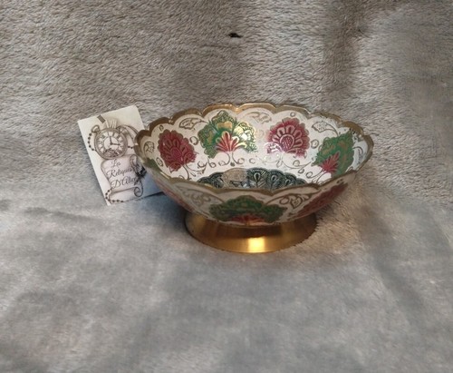 Petite coupelle pied - à,