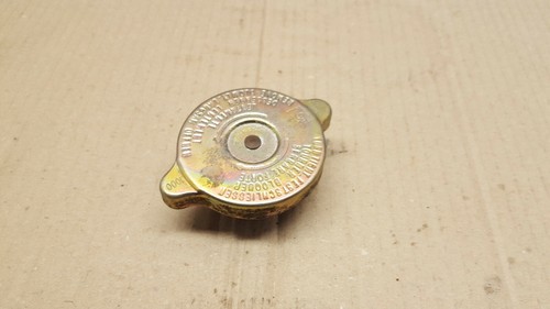 Ancien bouchon de radiateur - ancien,