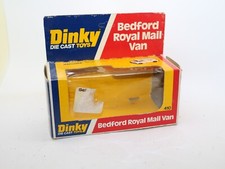VRAI et RARE DINKY TOYS 410