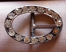 PETITE BOUCLE DE CEINTURE EN