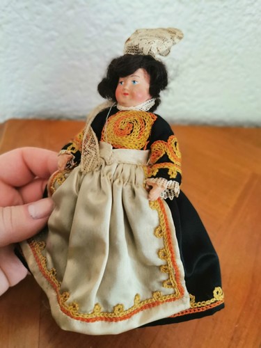 Poupée folklorique bigoudène - poupée,