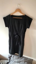 Petite robe noire BCBG Max