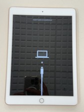 iPad 6ème génération 32 Go WIFI 9,7" A1893 Doré problème iTunes