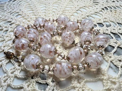 Collier ancien perles nouées