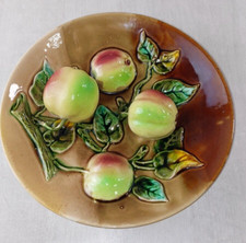 Ancienne assiette en