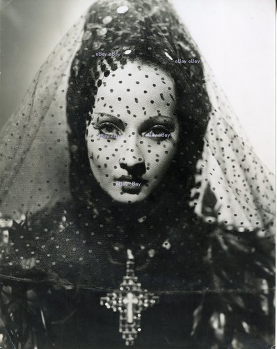 Merle oberon don juan - *merle,