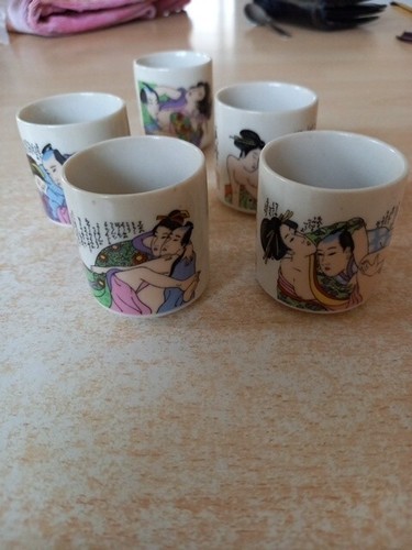Lot petits verres soju - soju, saké