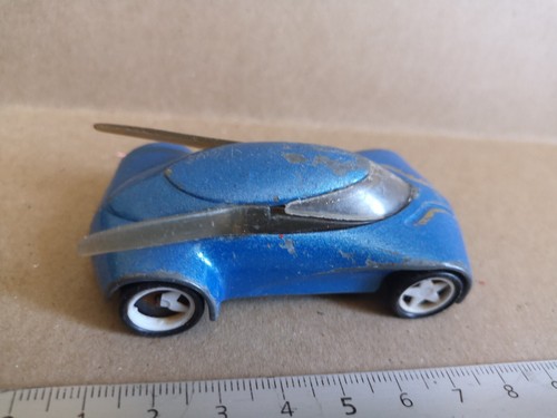 Fiction majorette vehicule - fiction,