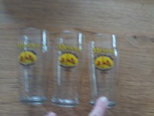 LOT DE 3 VERRES A BIERE
