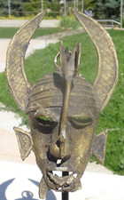 Masque Senoufo en bronze  19