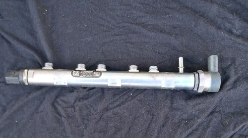 0445214183 rampe injecteur - 0445214183,