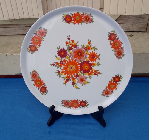 Plat gâteau année 70 - À,