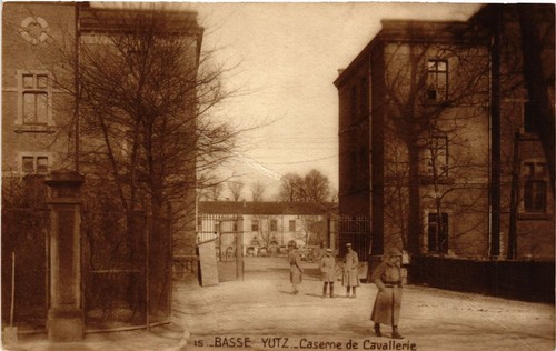 Cpa basse yutz caserne - caserne, de