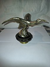 mascotte automobile ancien En Bronze Argenté Signé Jactel. Cigogne 