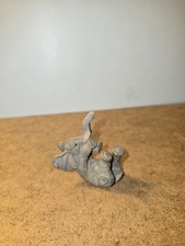 Bibelot Éléphant Sur Le dos