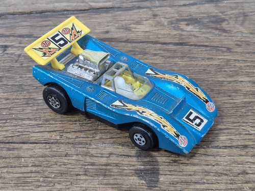 Voiture miniature barracuda - miniature,