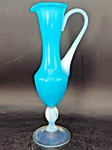 Joli vase aiguiere opaline - joli,