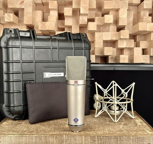 Neumann i 1980s - a,