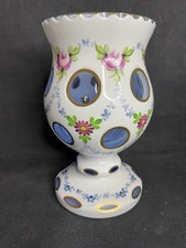 Ancien vase de Bohême en cristal et opaline Overlay début XXème siècle