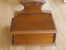 Dérouleur papier WC en bois. 17X13 CM . Hauteur 12 cm. TBE