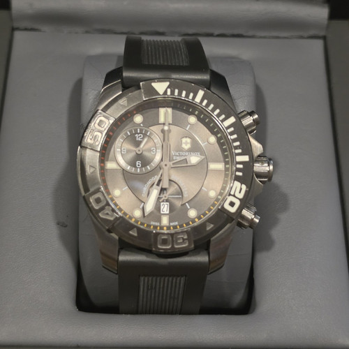 Victorinox swiss army - army, black