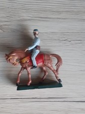 FIGURINE PLASTIQUE STARLUX  1/32 UN CHEVAL MARRON ET CAVALIER SUDISTE